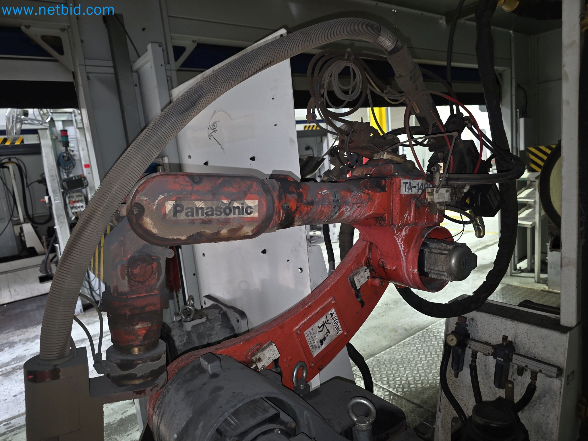 ¡Oportunidad Única!: Subasta de equipos y activos de la planta de producción de tubos de escape de Bosal Industrial Zaragoza SAU -25