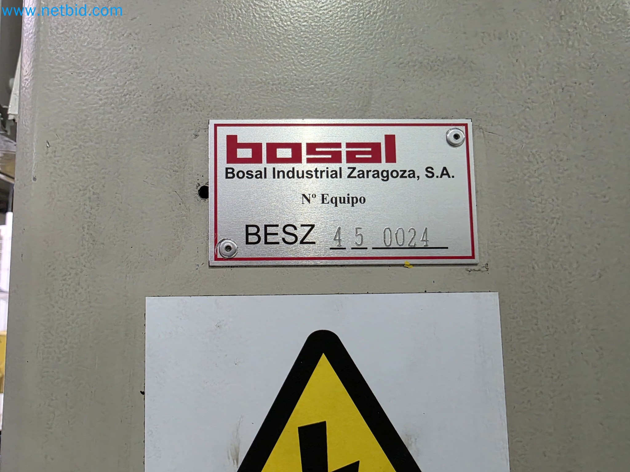 ¡Oportunidad Única!: Subasta de equipos y activos de la planta de producción de tubos de escape de Bosal Industrial Zaragoza SAU -18