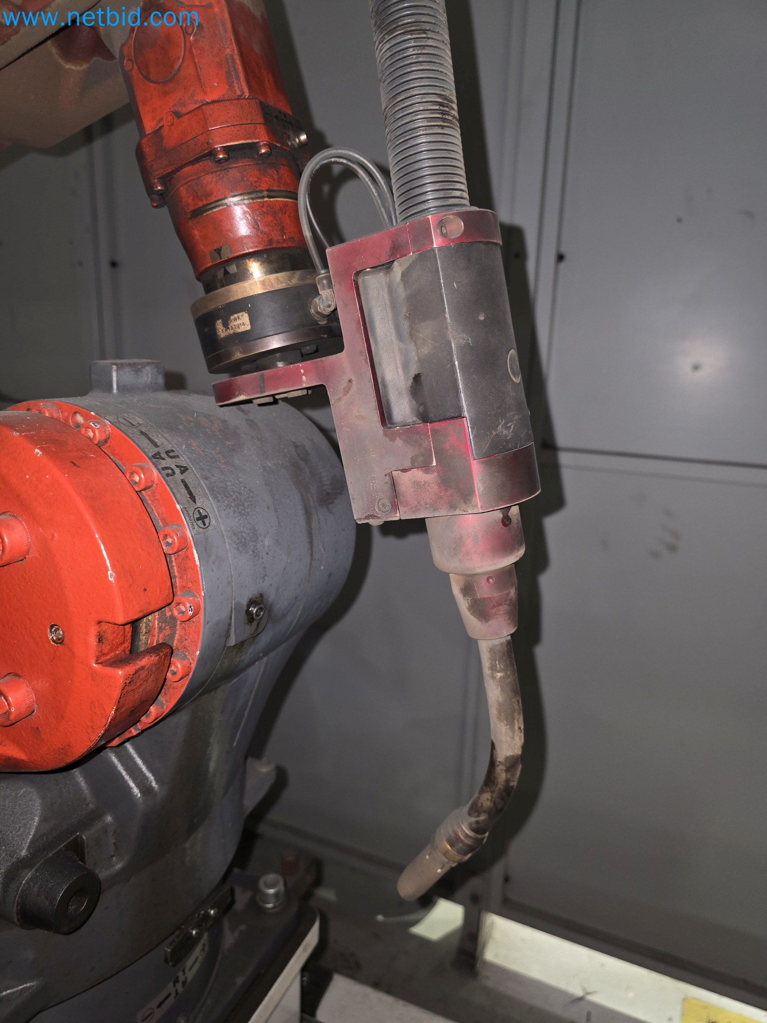 ¡Oportunidad Única!: Subasta de equipos y activos de la planta de producción de tubos de escape de Bosal Industrial Zaragoza SAU -16