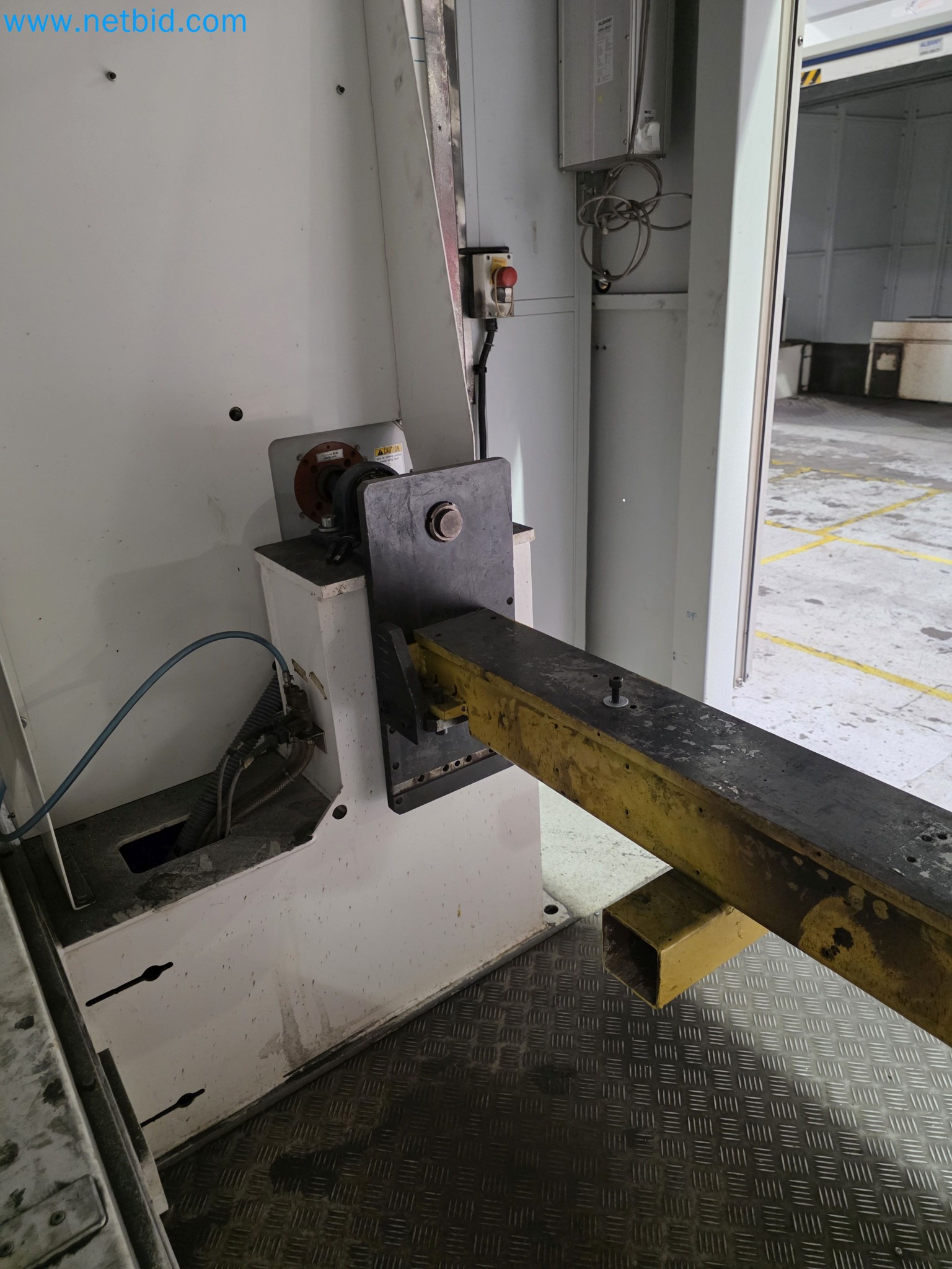 ¡Oportunidad Única!: Subasta de equipos y activos de la planta de producción de tubos de escape de Bosal Industrial Zaragoza SAU -24