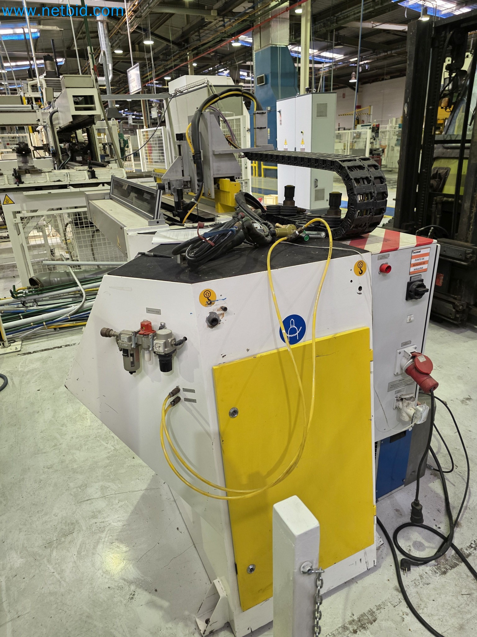 ¡Oportunidad Única!: Subasta de equipos y activos de la planta de producción de tubos de escape de Bosal Industrial Zaragoza SAU -7