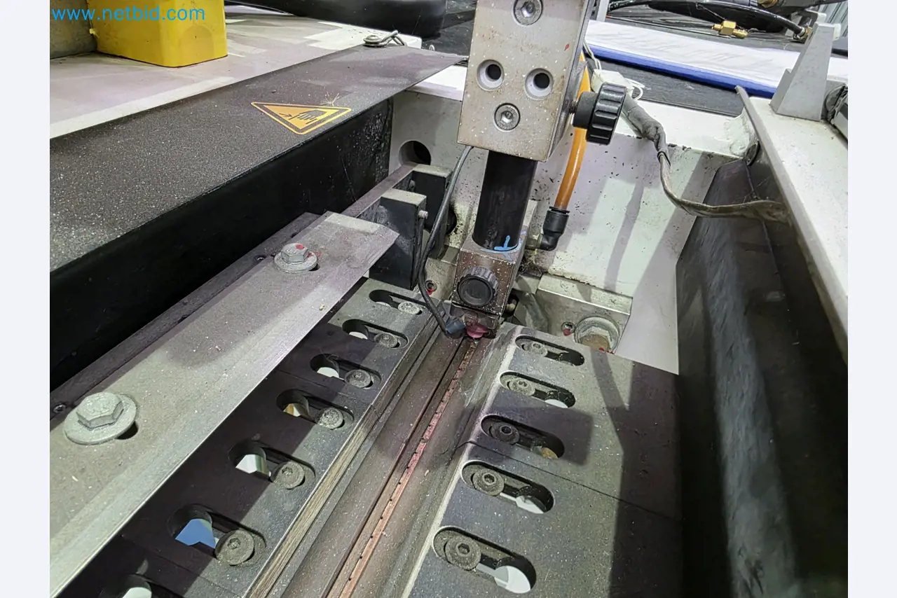 ¡Oportunidad Única!: Subasta de equipos y activos de la planta de producción de tubos de escape de Bosal Industrial Zaragoza SAU -9