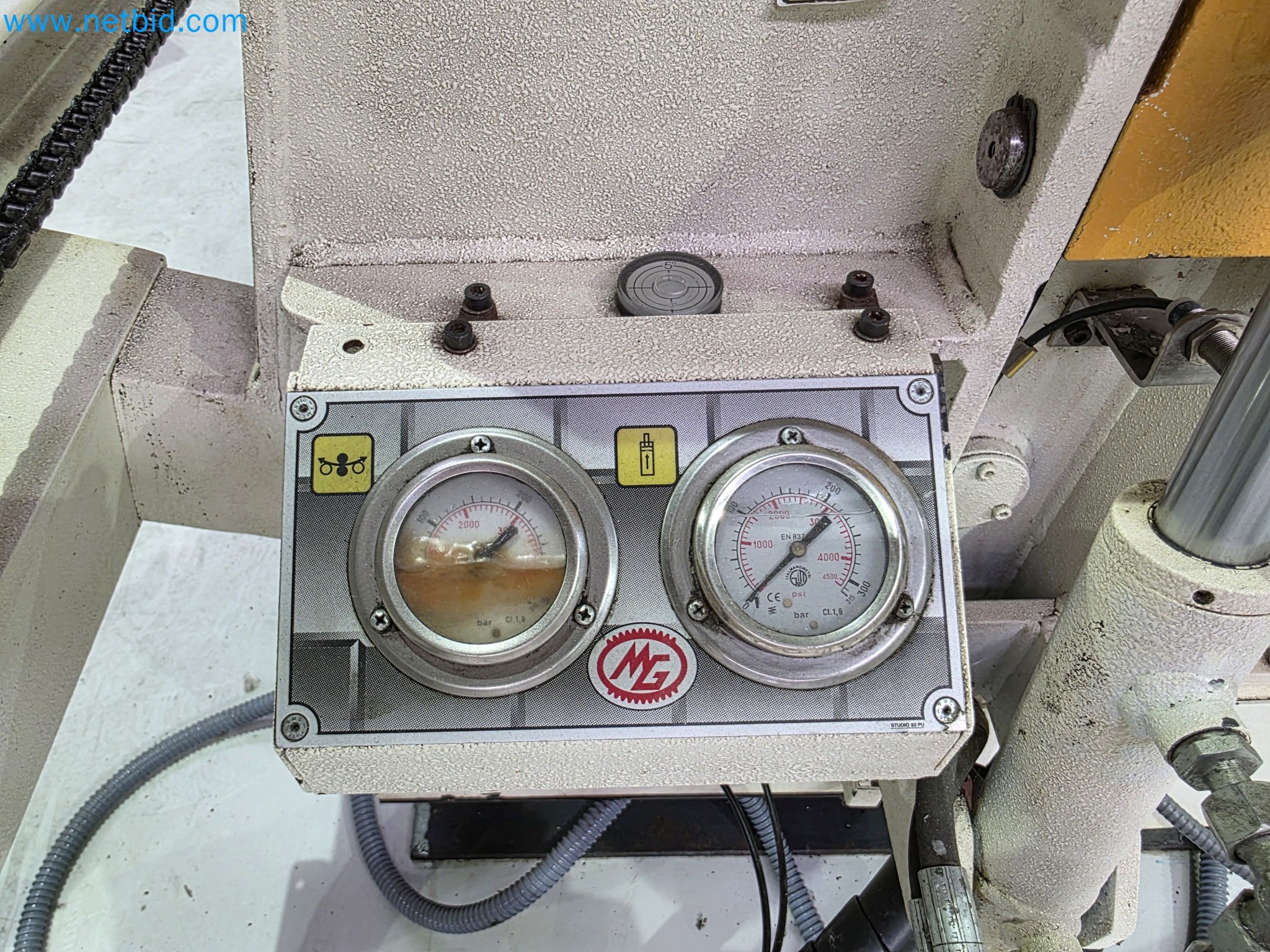 ¡Oportunidad Única!: Subasta de equipos y activos de la planta de producción de tubos de escape de Bosal Industrial Zaragoza SAU -9