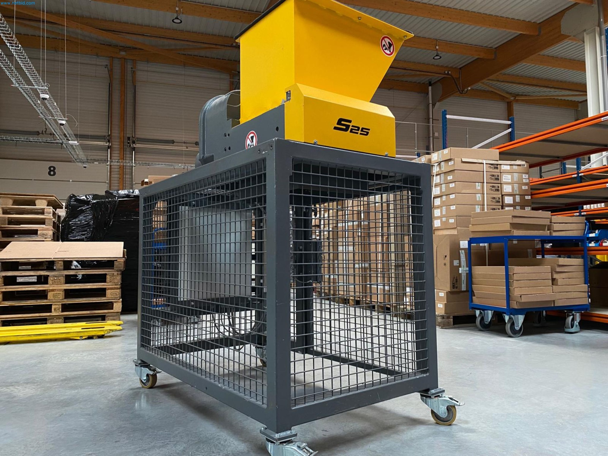 Niszczarka w Wielkiej Brytanii-4