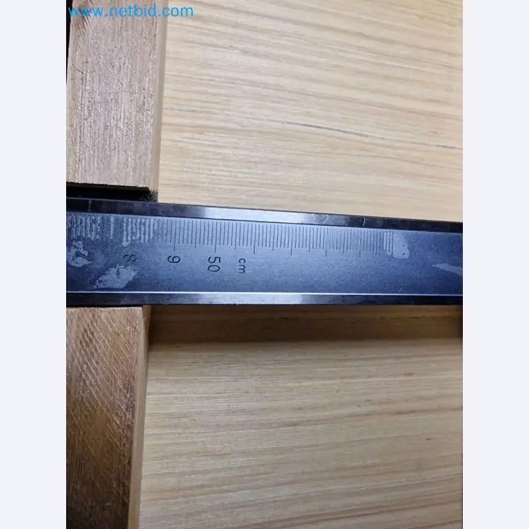 Maszyny i narzędzia do obróbki metalu i drewna w Portugalii-12