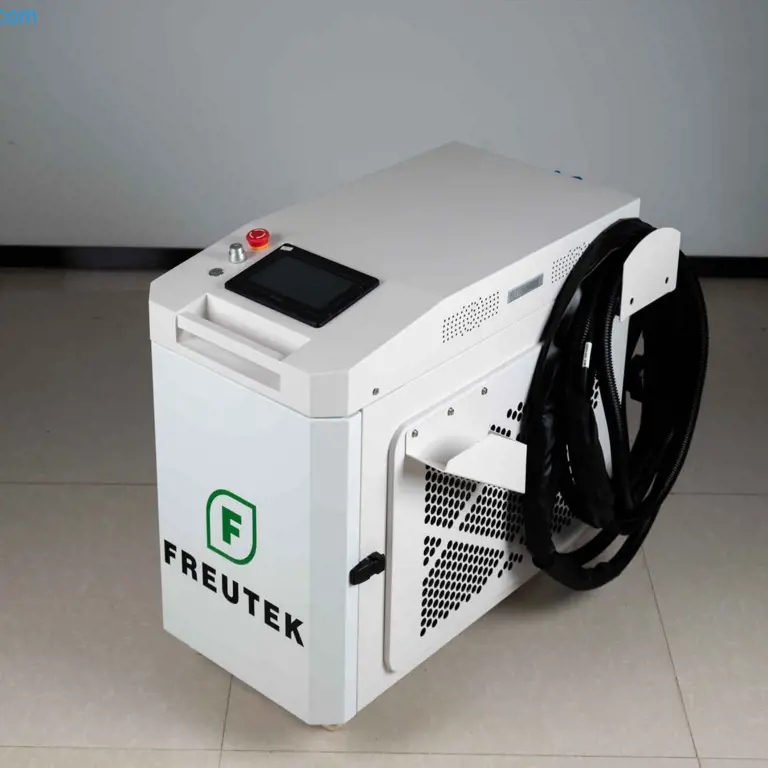 Laserski cistilni stroj 1500W FREUTEK LMM0018