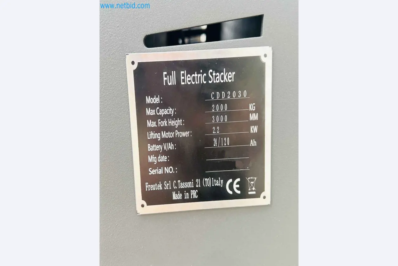 Maschinen und Werkzeuge für die Metallbearbeitung und Holzbearbeitung in Portugal-15