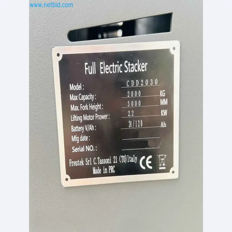 Maschinen und Werkzeuge für die Metallbearbeitung und Holzbearbeitung in Portugal-15