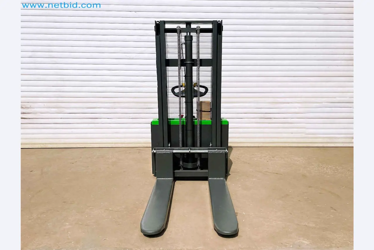 Maschinen und Werkzeuge für die Metallbearbeitung und Holzbearbeitung in Portugal-21