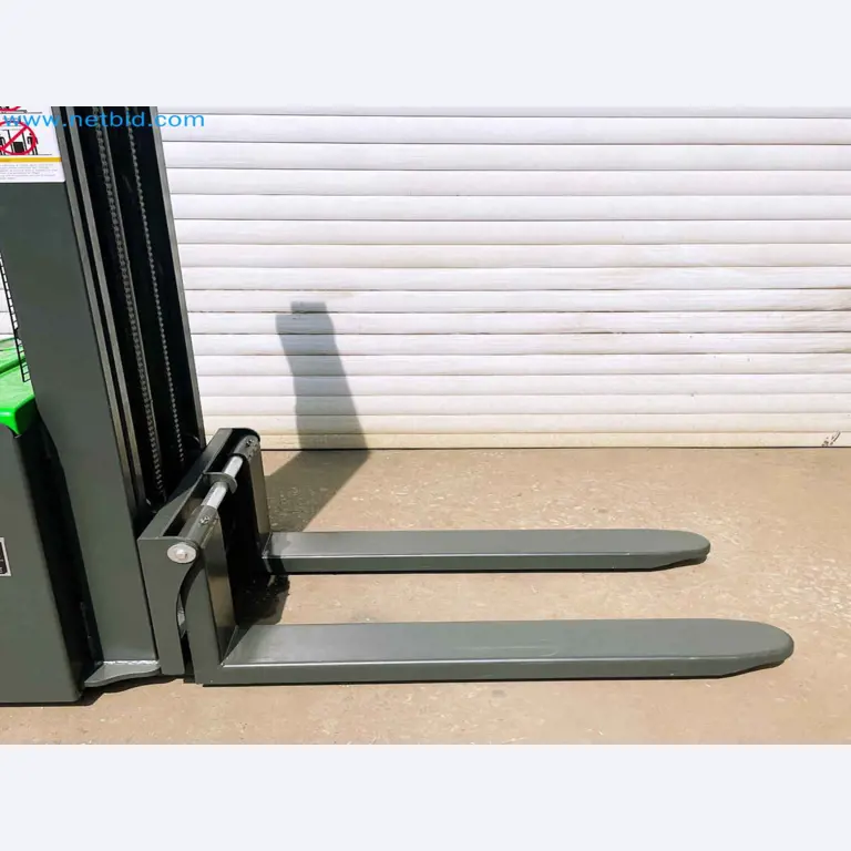 Maschinen und Werkzeuge für die Metallbearbeitung und Holzbearbeitung in Portugal-3