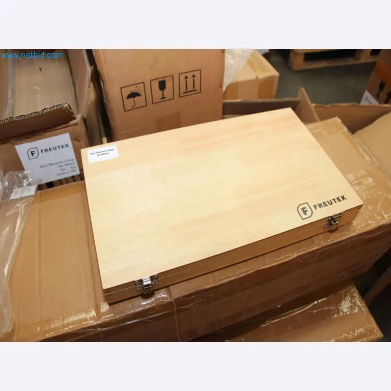 Machines et outils pour le travail du métal et du bois au Portugal-11