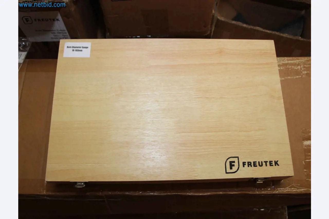 Machines et outils pour le travail du métal et du bois au Portugal-14