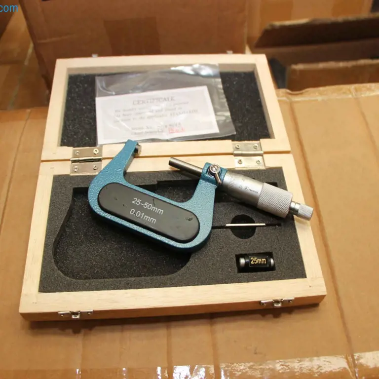 Zunanji mikrometer 25-50 mm x 0,01 FREUTEK SDM0050