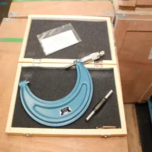 Zunanji mikrometer 100-125 mm x 0,01 FREUTEK SDM0053