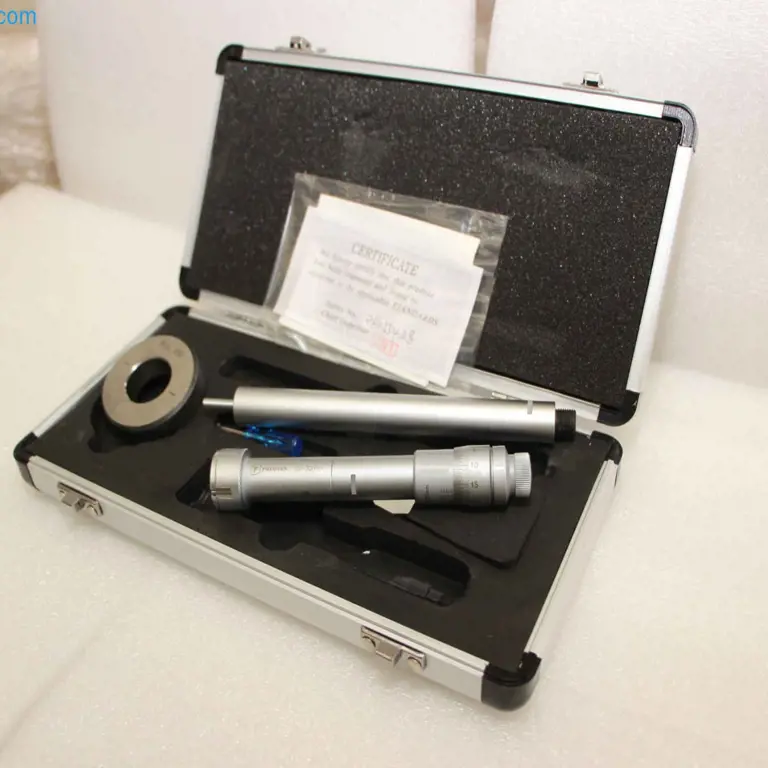 3-tockovni notranji mikrometer 25-30 x 0,05 mm FREUTEK SDM0061