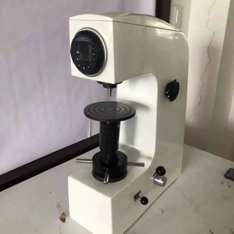 Digitalni rocni Rockwellov tester trdote HR-150AS FREUTEK NRH0001