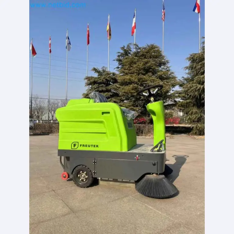 Machines et outils pour le travail du métal et du bois au Portugal-11