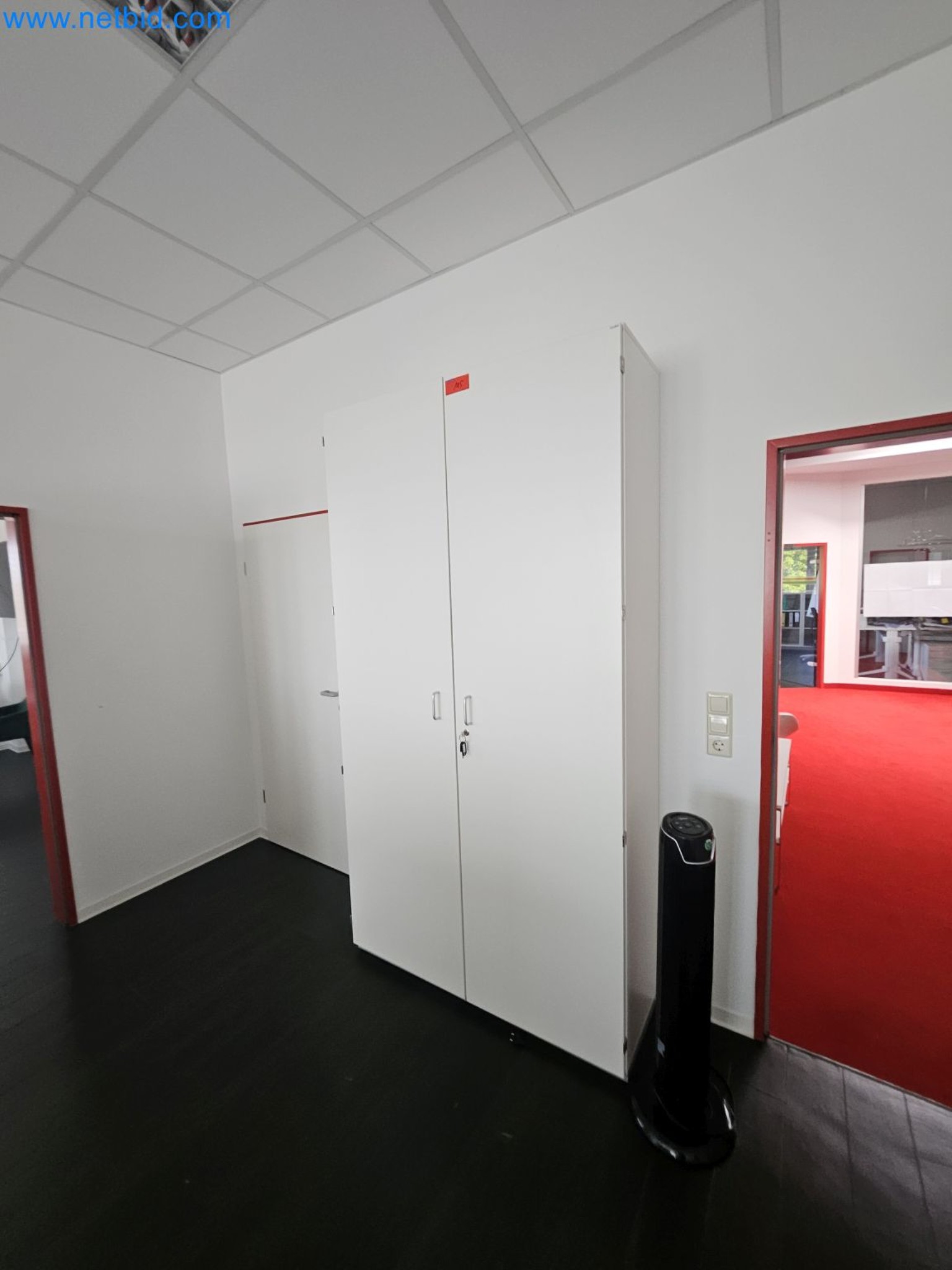 Betriebs- und Geschäftsausstattung-2