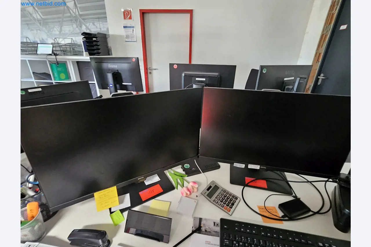 Machines de nettoyage, appareils et accessoires, actifs immobilisés et circulants et véhicules-3