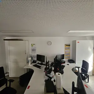 2 Winkelschreibtische