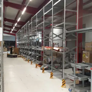 Regalanlage