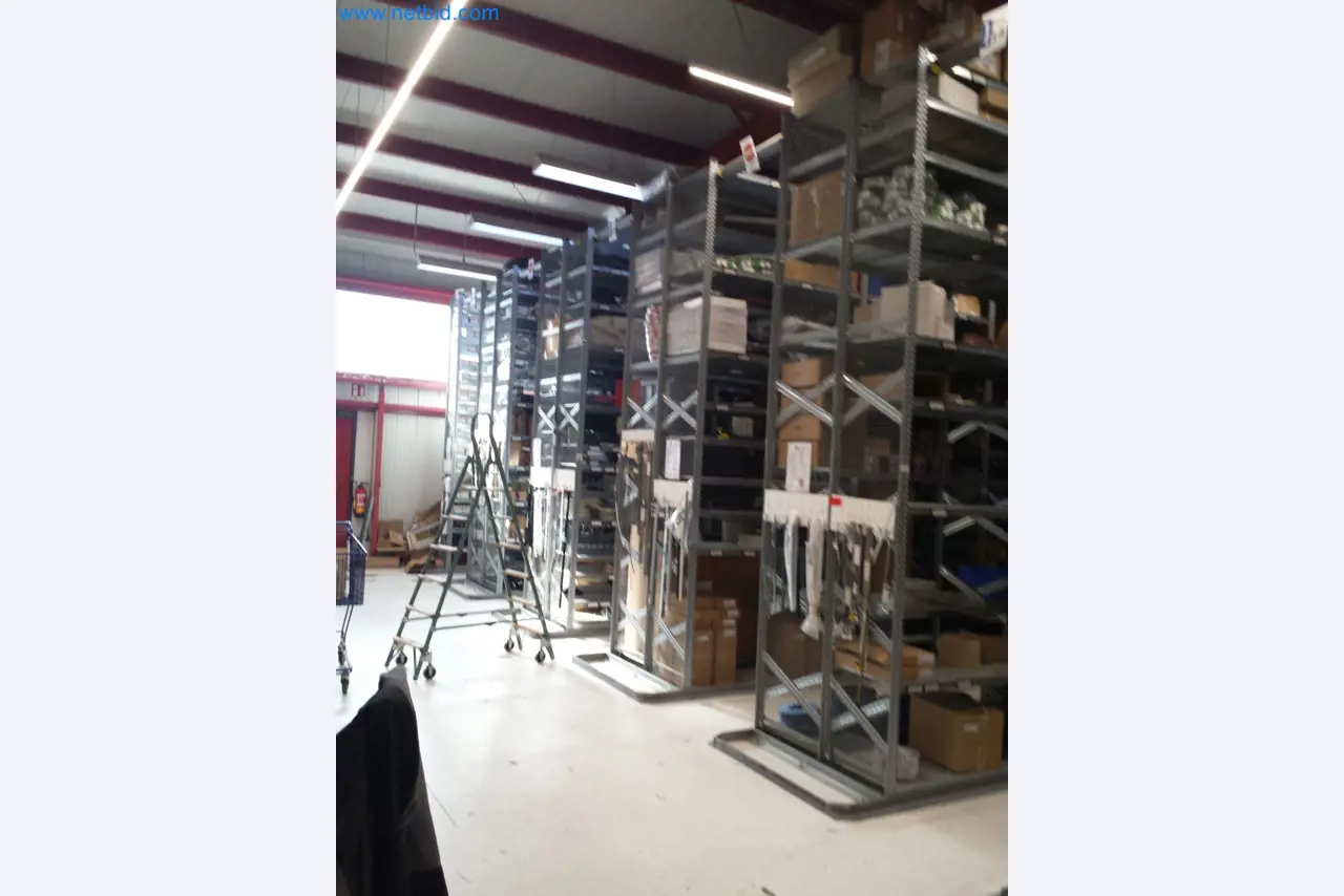 Maszyny czyszczące, sprzęt i akcesoria, środki trwałe i obrotowe oraz pojazdy-3