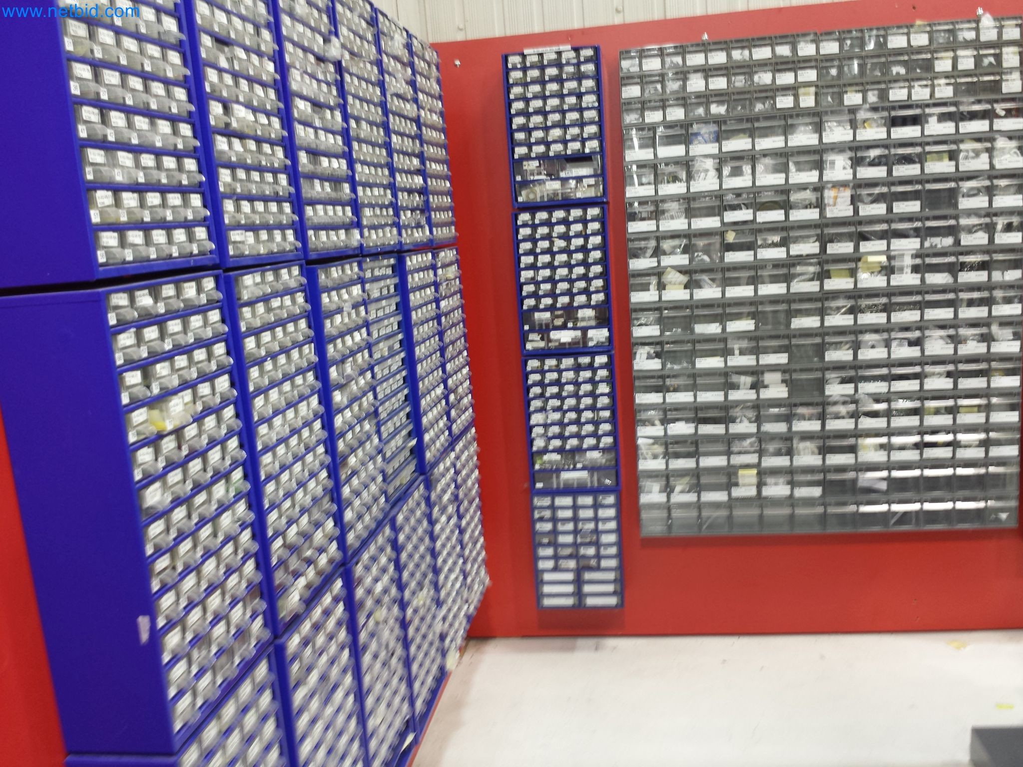 Stroji za čiščenje, oprema in pribor, osnovna in obratna sredstva ter vozila-2