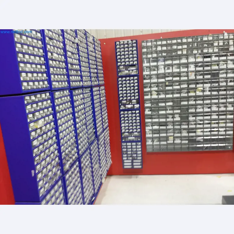 Stroji za čiščenje, oprema in pribor, osnovna in obratna sredstva ter vozila-2