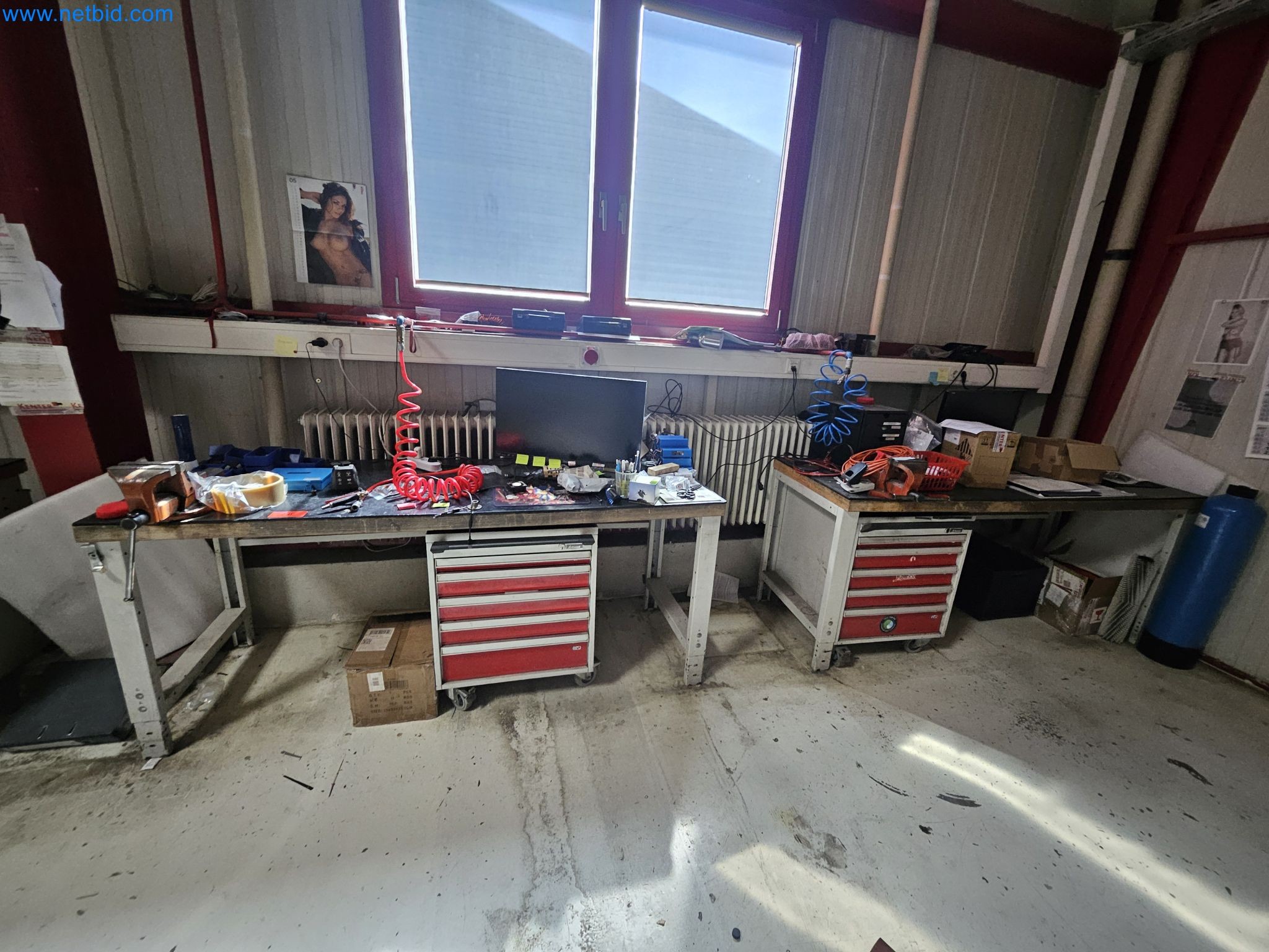Betriebs- und Geschäftsausstattung-1
