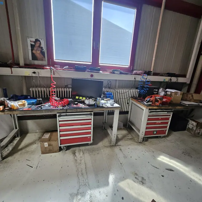 3 Arbeitstische