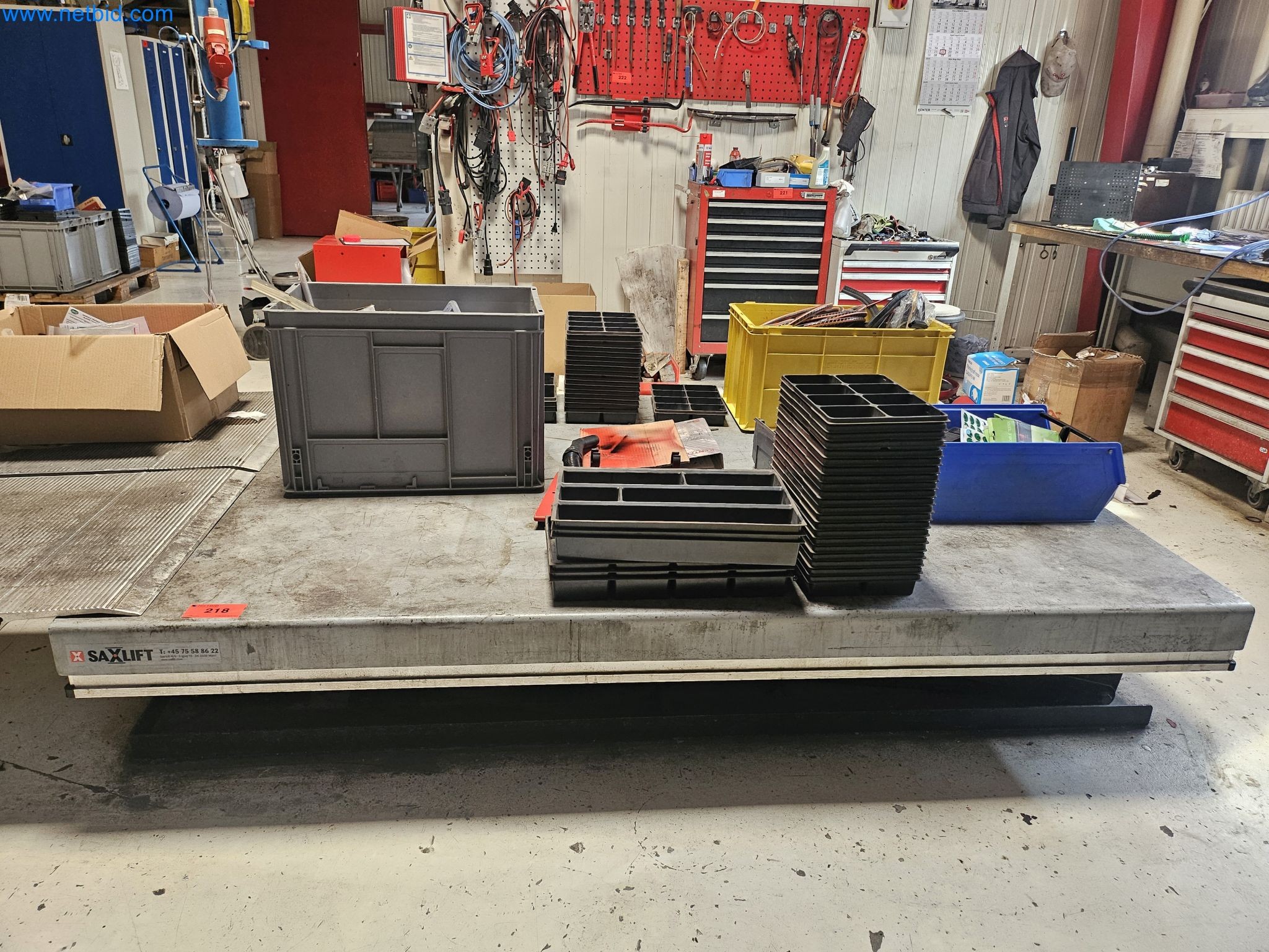 Reinigungsmaschinen, Geräte und Zubehör, Anlage- und Umlaufvermögen sowie Fahrzeuge-1