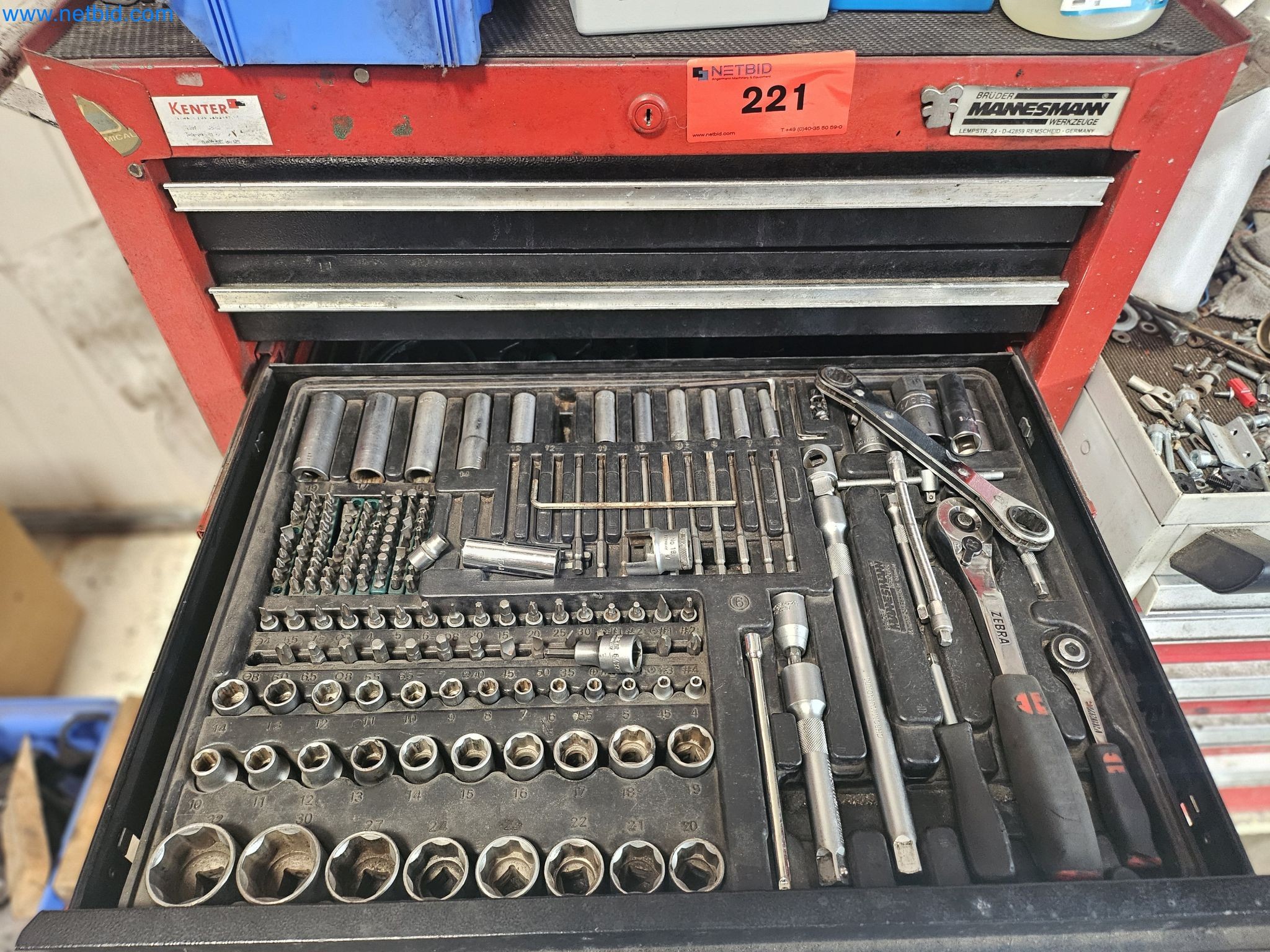 Equipamento operacional e de escritório-8