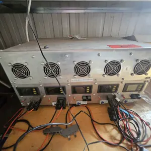 5-fach Batterietestgerät