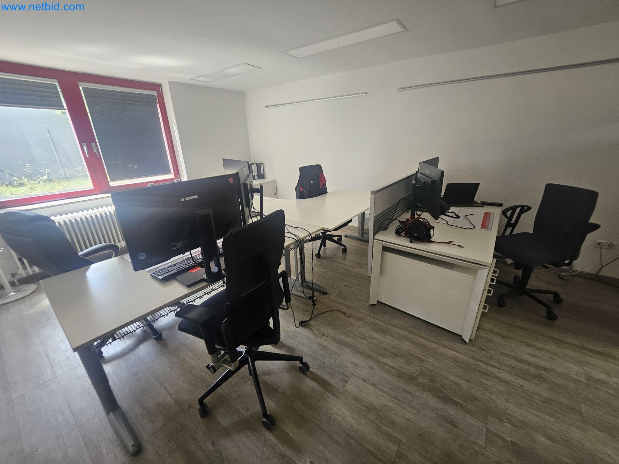 Máquinas, equipos y accesorios de limpieza, activos fijos y circulantes y vehículos-1