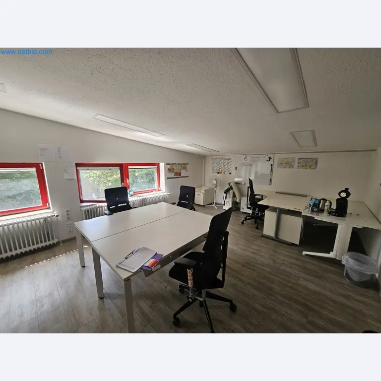 Máquinas, equipos y accesorios de limpieza, activos fijos y circulantes y vehículos-1