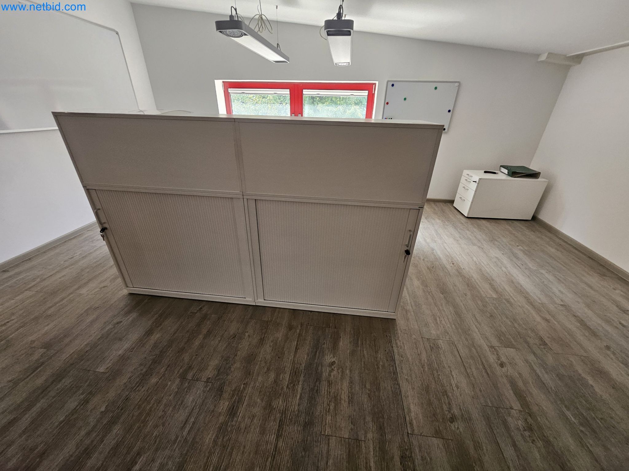 Máquinas, equipos y accesorios de limpieza, activos fijos y circulantes y vehículos-2