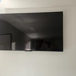 65"-TV-Monitor Sharp