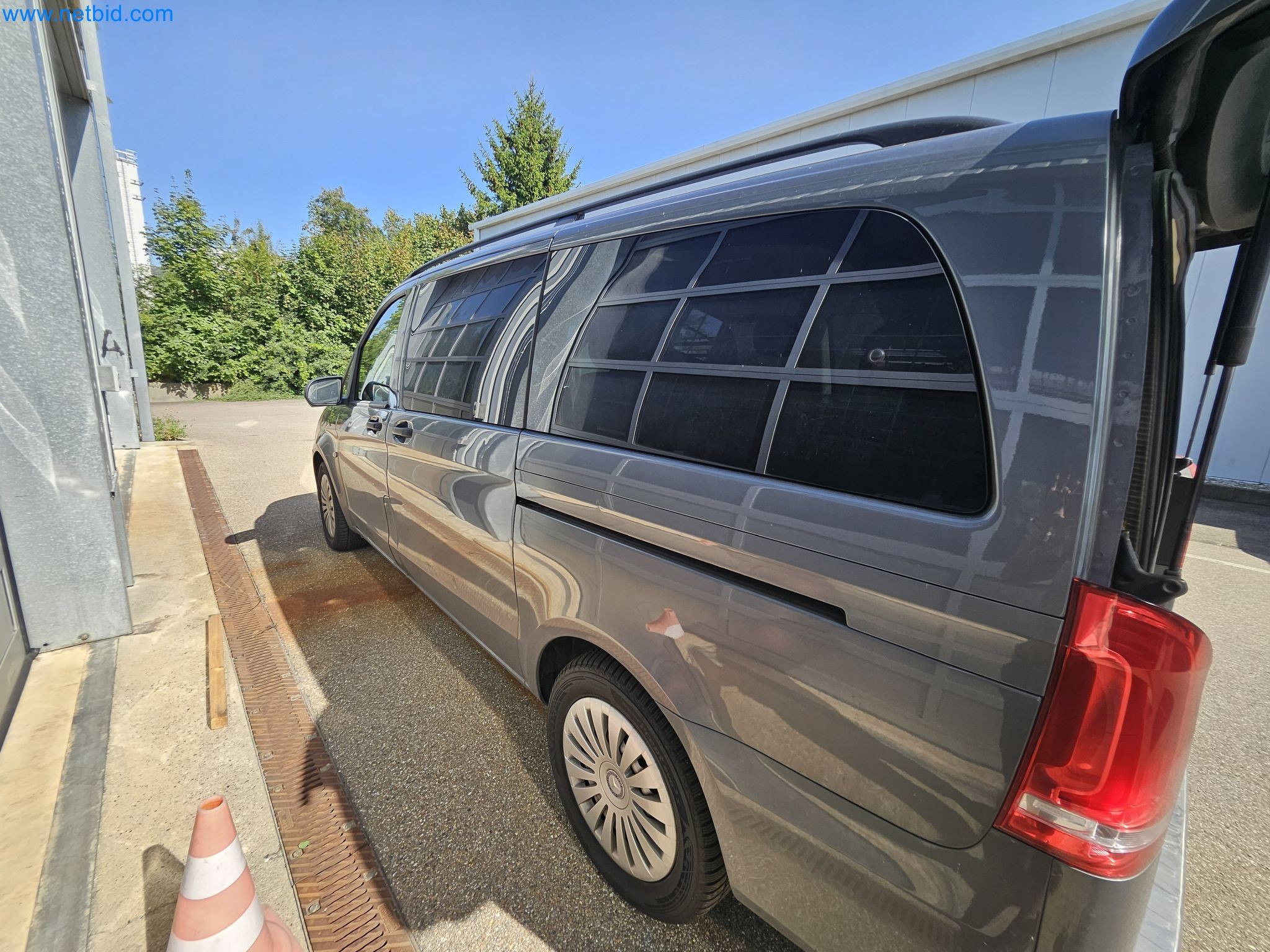 Maszyny czyszczące, sprzęt i akcesoria, środki trwałe i obrotowe oraz pojazdy-6