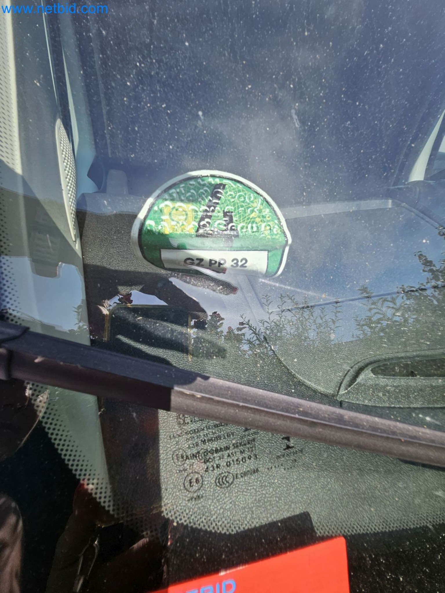 Stroji za čiščenje, oprema in pribor, osnovna in obratna sredstva ter vozila-7