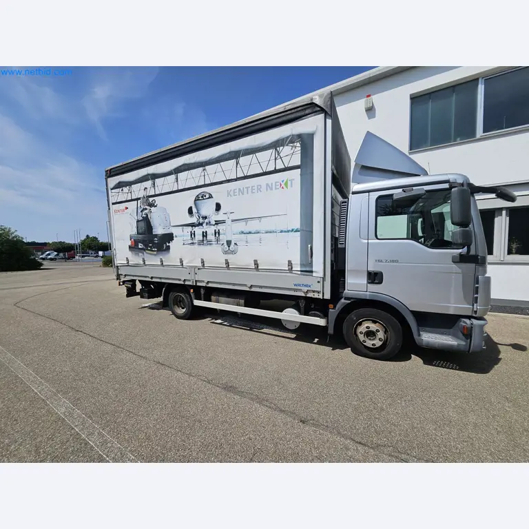 Reinigungsmaschinen, Geräte und Zubehör, Anlage- und Umlaufvermögen sowie Fahrzeuge-2