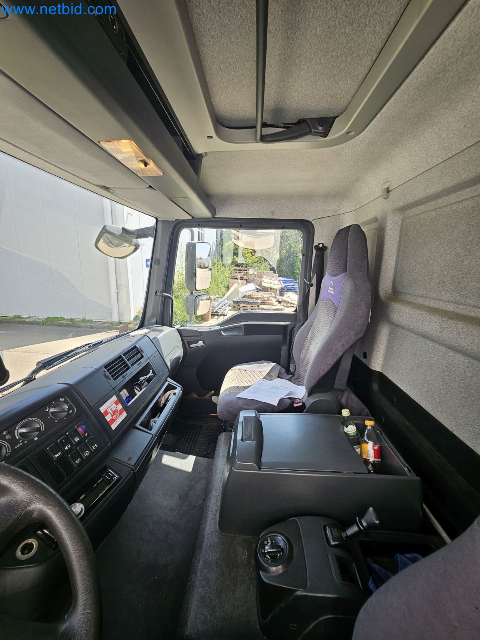 Reinigungsmaschinen, Geräte und Zubehör, Anlage- und Umlaufvermögen sowie Fahrzeuge-5