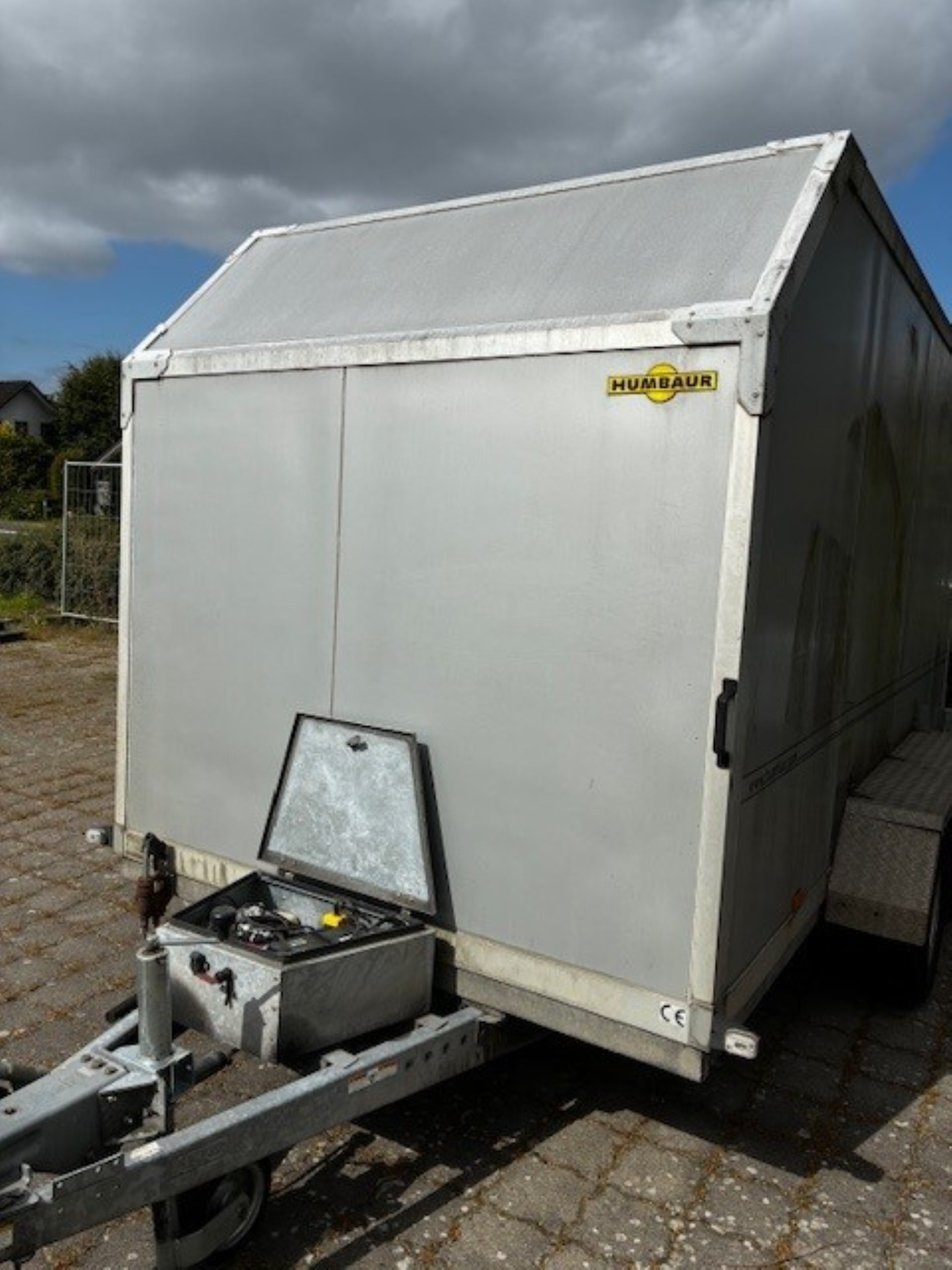 Reinigungsmaschinen, Geräte und Zubehör, Anlage- und Umlaufvermögen sowie Fahrzeuge-2