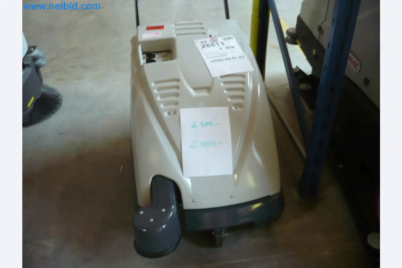 Stroji za čiščenje, oprema in pribor, osnovna in obratna sredstva ter vozila-1