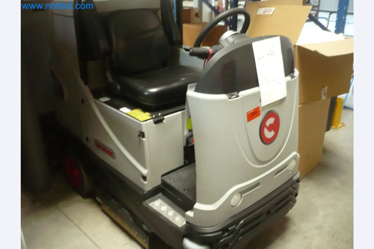 Reinigungsmaschinen, Geräte und Zubehör, Anlage- und Umlaufvermögen sowie Fahrzeuge-1