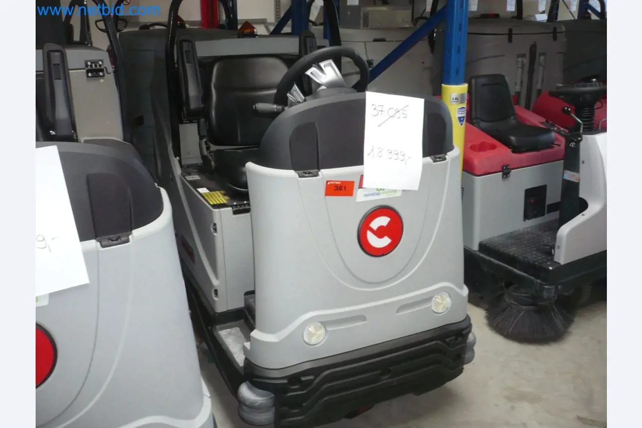 Reinigungsmaschinen, Geräte und Zubehör, Anlage- und Umlaufvermögen sowie Fahrzeuge-1