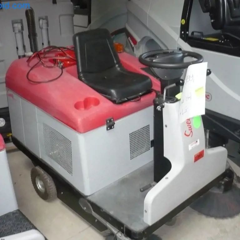 Aufsitzkehrmaschine RCM S78