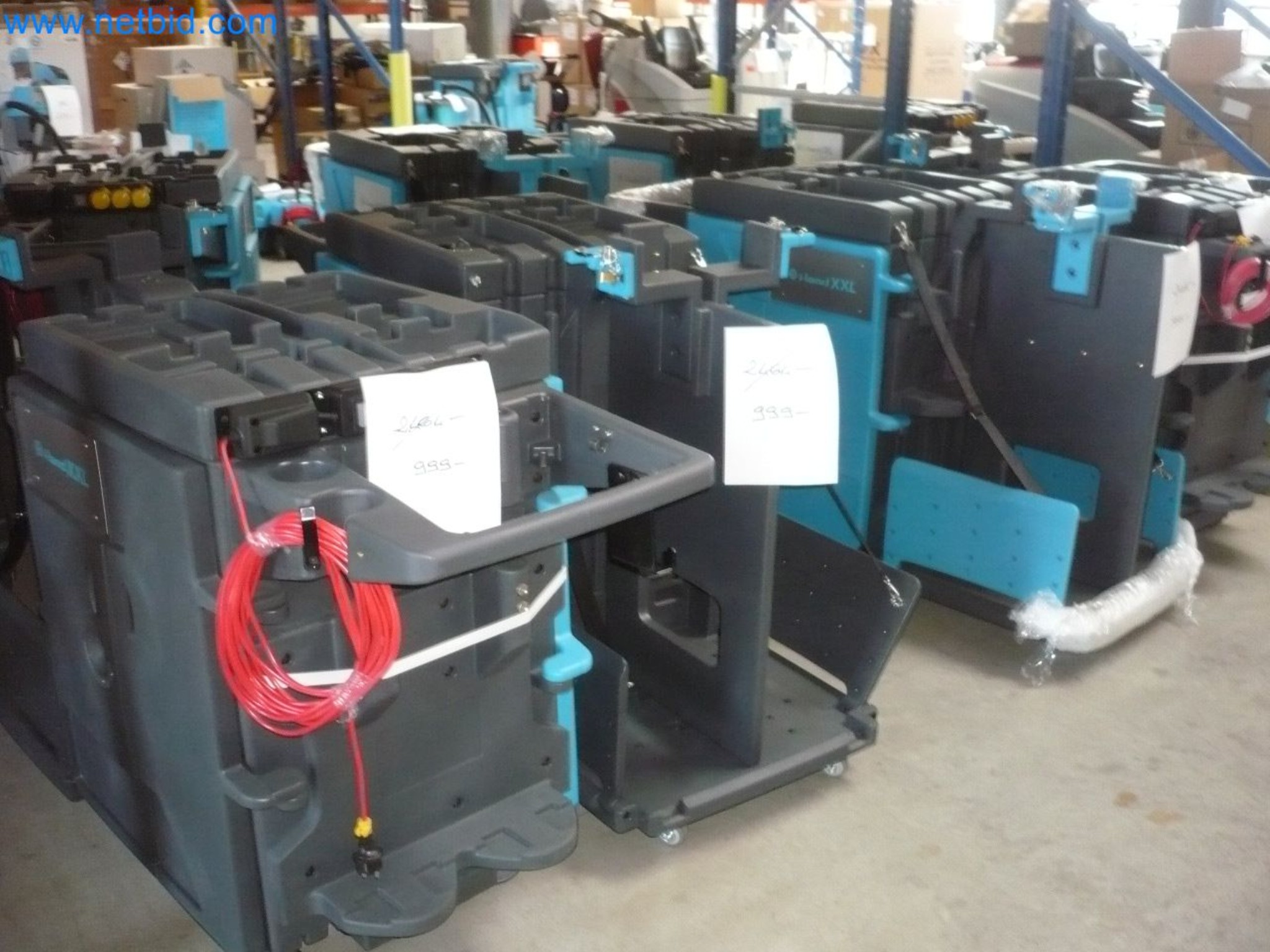 Maszyny czyszczące, sprzęt i akcesoria, środki trwałe i obrotowe oraz pojazdy-1