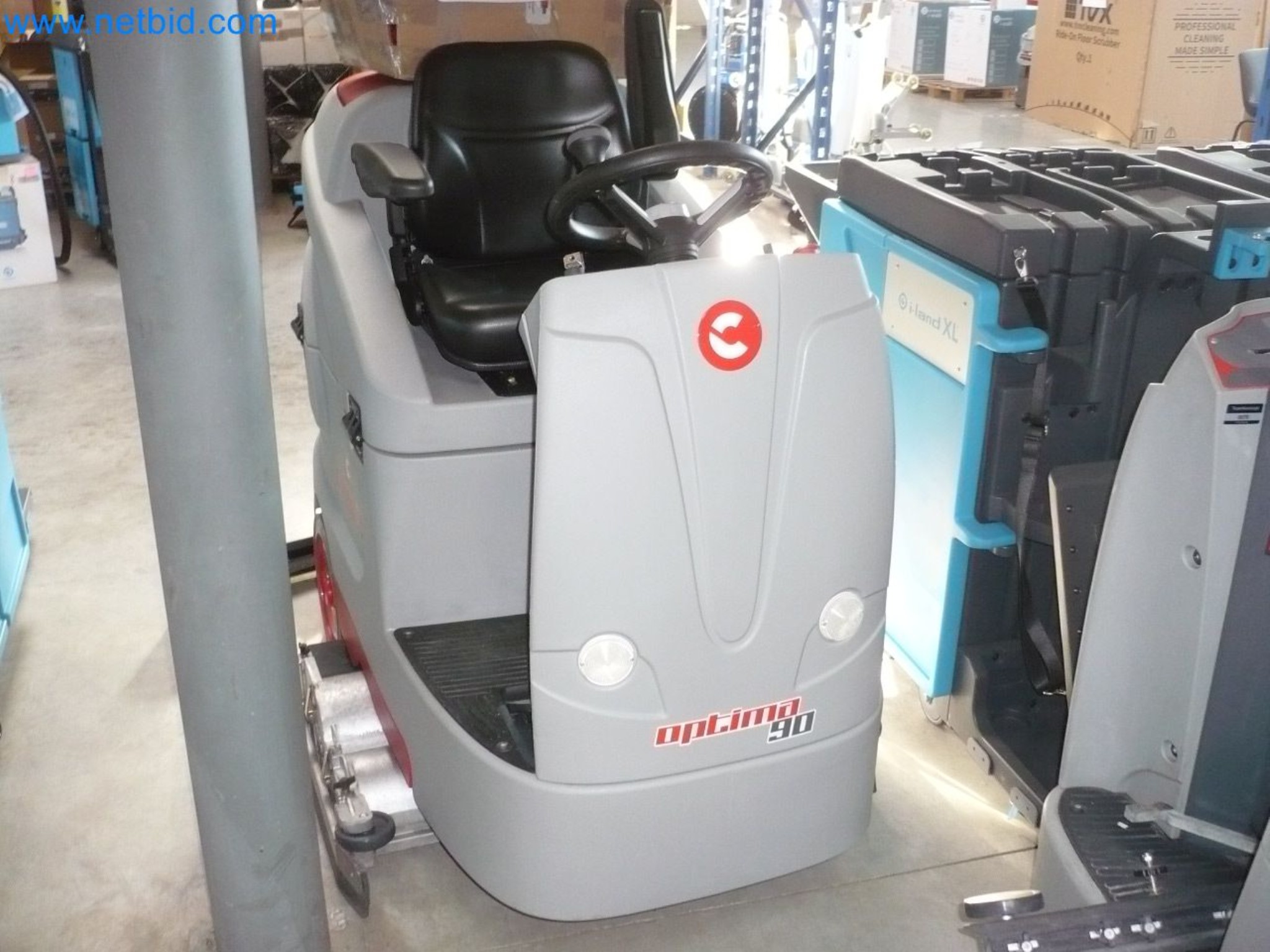 Reinigungsmaschinen, Geräte und Zubehör, Anlage- und Umlaufvermögen sowie Fahrzeuge-1