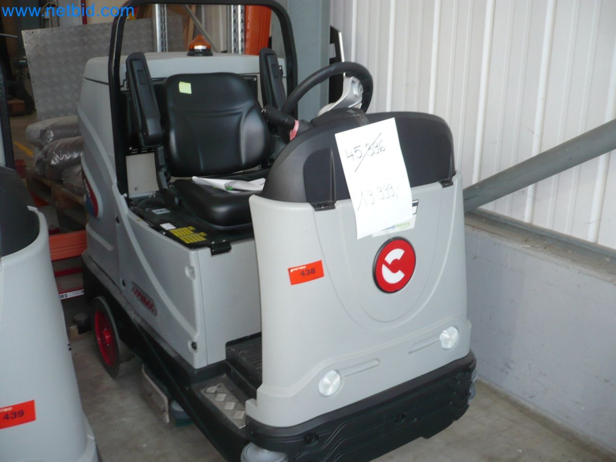 Máquinas, equipos y accesorios de limpieza, activos fijos y circulantes y vehículos-1