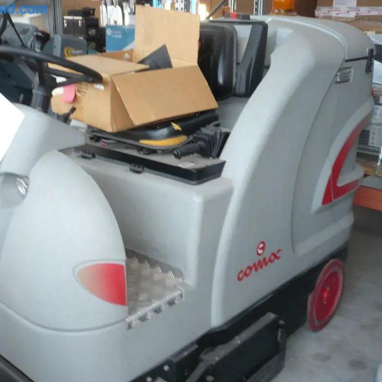 Nassschrubbautomatutomat Comac Ultra 100BS